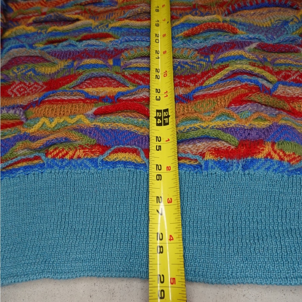 COOGI STYLE Men's Multicolor Crewneck‎ Sweater - Picture 8 of 8